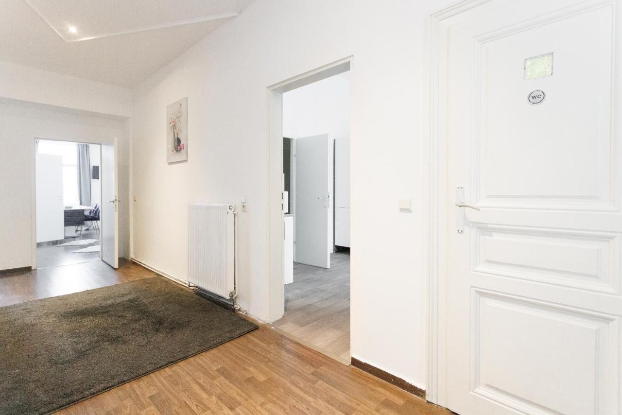 Central, Modern, Big Apartment Wenen Buitenkant foto